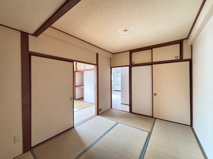 物件内観写真13　(居室)