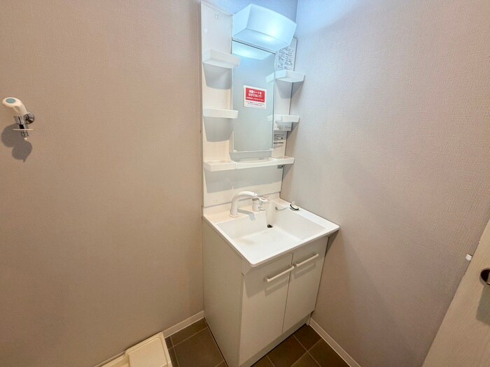 物件内観写真10　(洗面)