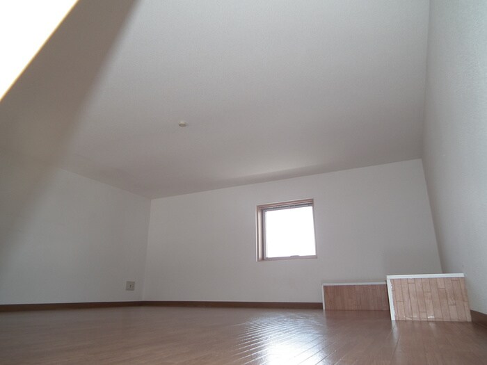 物件内観写真12　(居室)