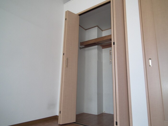 物件内観写真13　(収納)