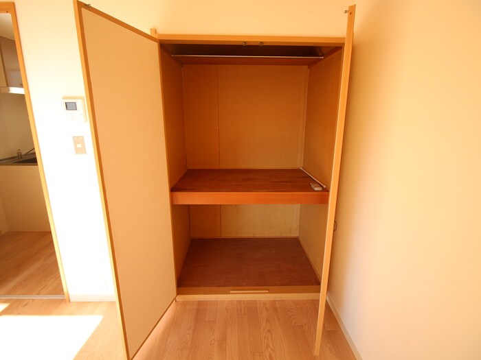 物件内観写真16　(収納)