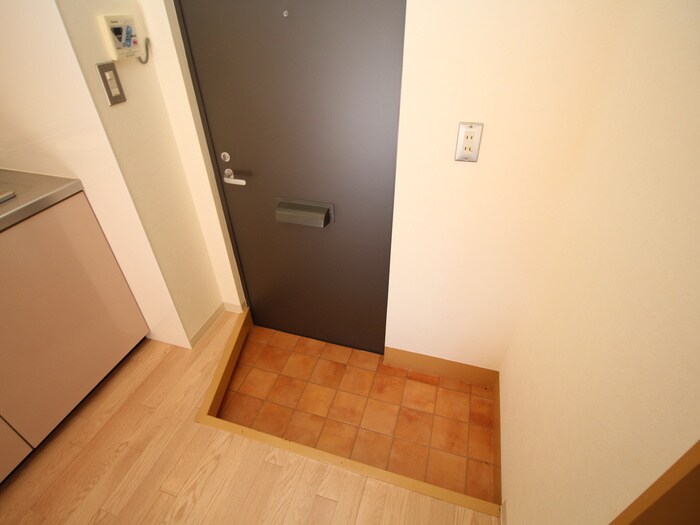 物件内観写真21　(玄関)