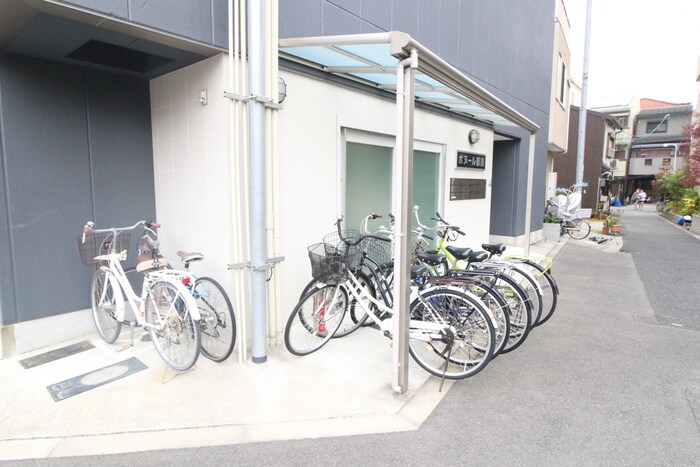 物件外観写真3　(駐輪場)