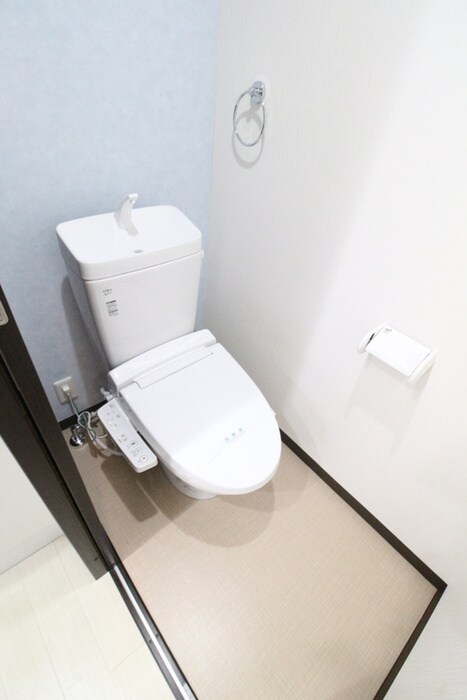 物件内観写真15　(トイレ)