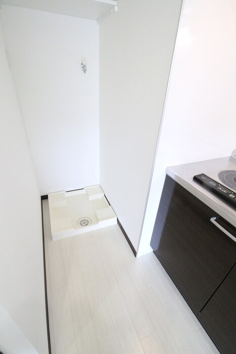 物件内観写真18　(洗濯機置場)