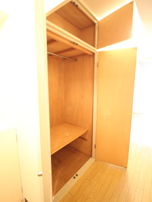 物件内観写真15　(収納)