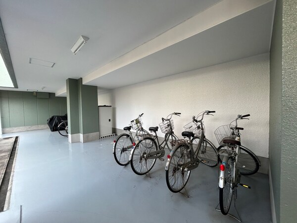 駐輪場