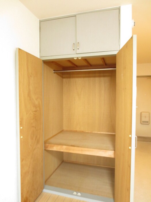 物件内観写真10　(収納)