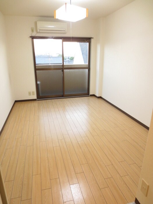 物件内観写真14　(居室)