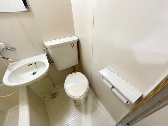 物件内観写真10　(トイレ)