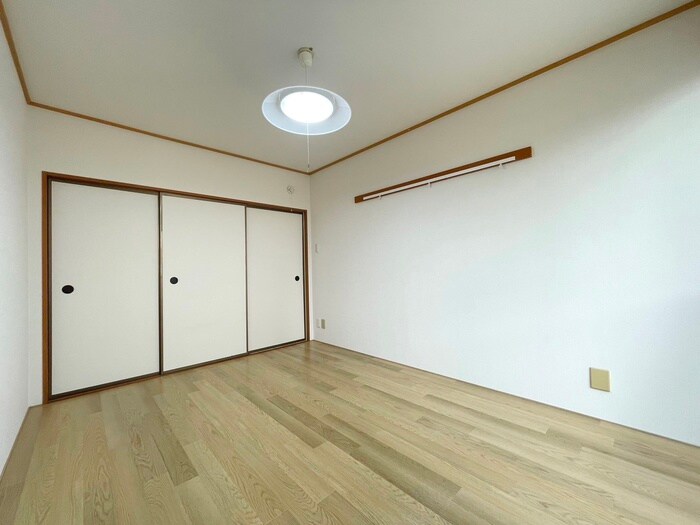 物件内観写真14　(居室)