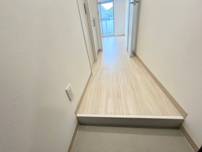 物件内観写真5　(廊下)