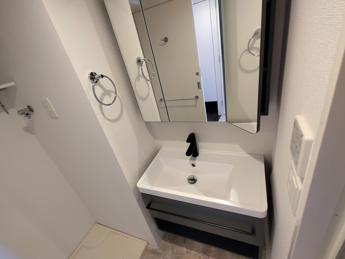 物件内観写真9　(洗面)