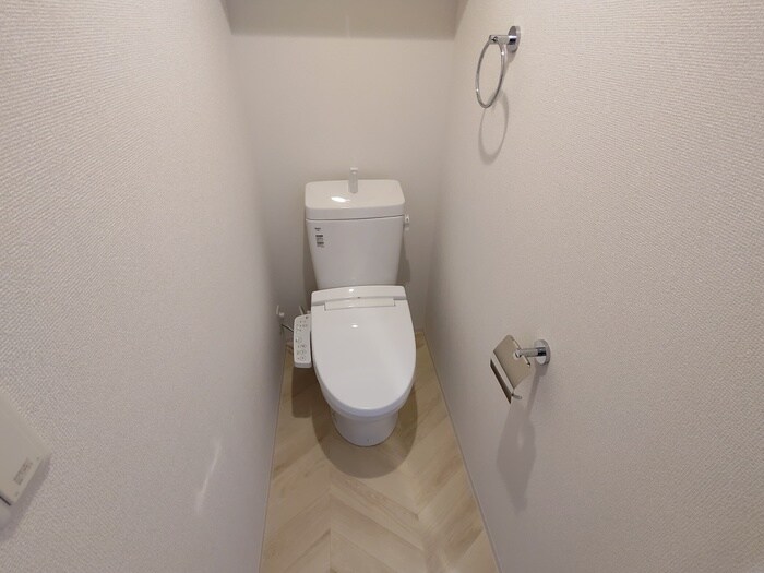 物件内観写真13　(トイレ)