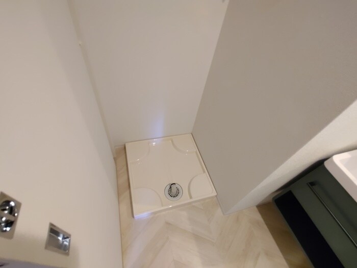 物件内観写真14　(洗濯機置場)