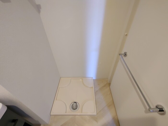 物件内観写真14　(洗濯機置場)