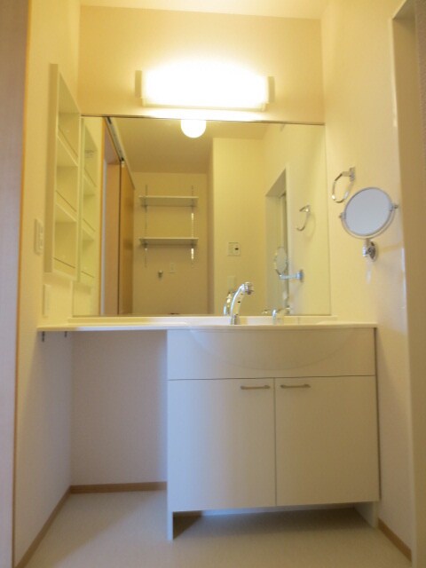 物件内観写真10　(洗面)