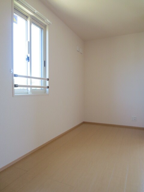 物件内観写真10　(居室)