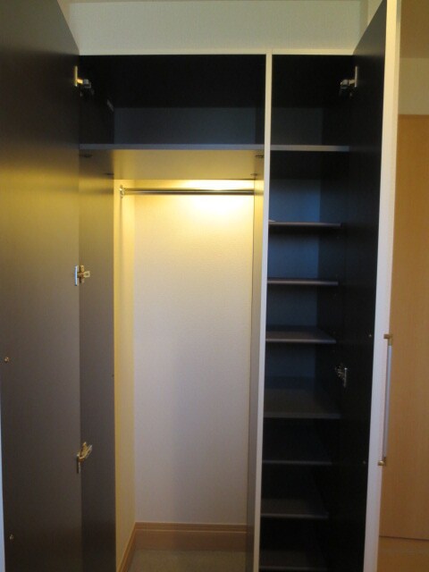 物件内観写真15　(靴箱)