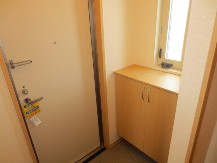 物件内観写真21　(玄関)