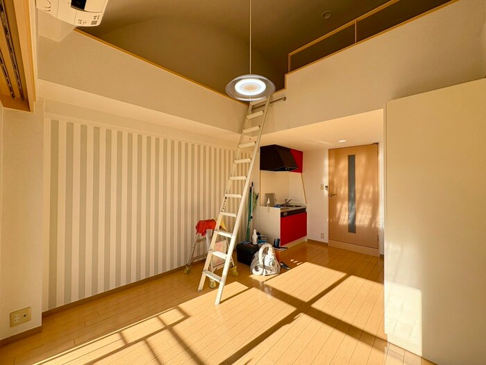 物件内観写真8　(居室)