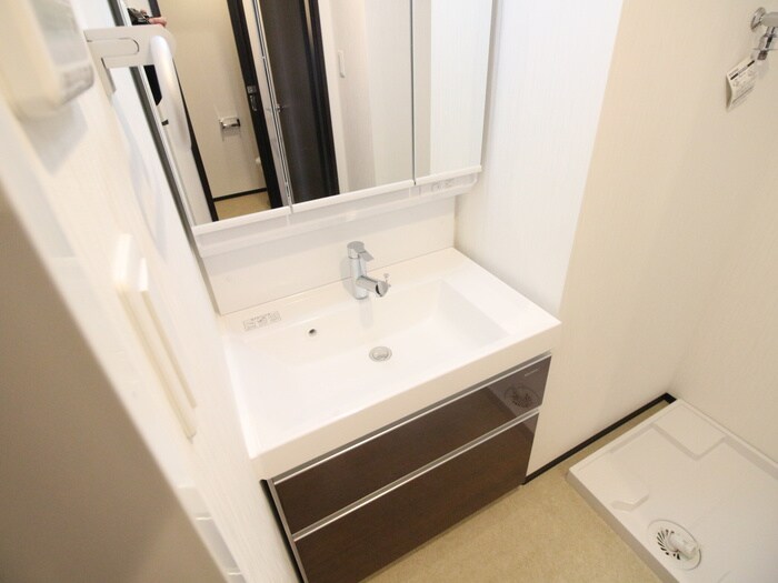 物件内観写真11　(洗面)
