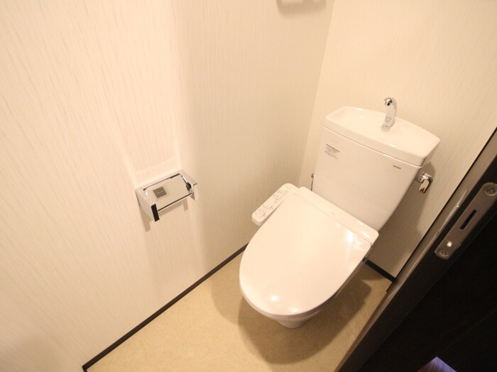 物件内観写真12　(トイレ)