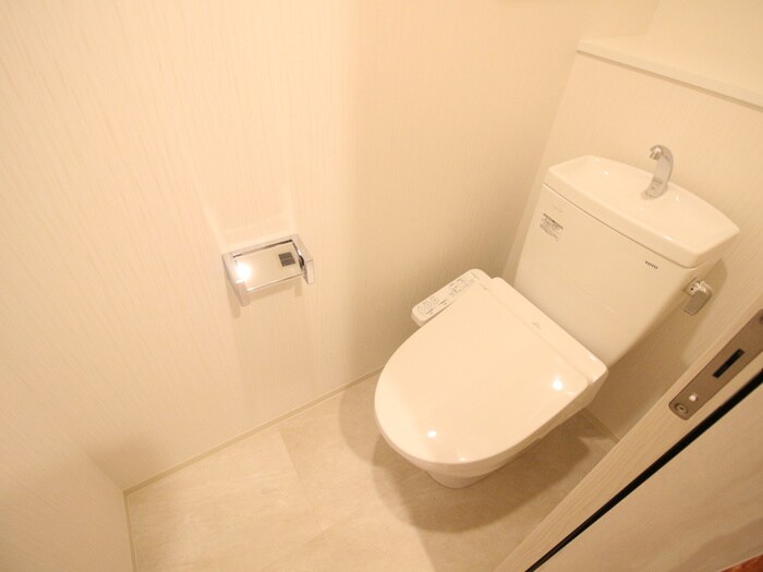 物件内観写真12　(トイレ)