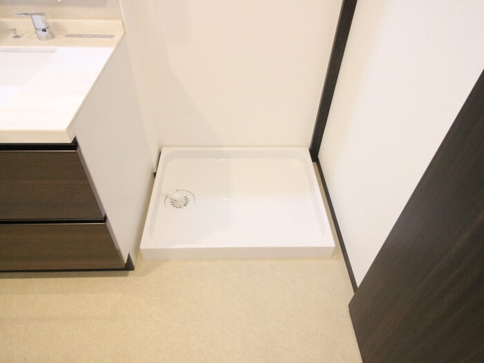 物件内観写真13　(洗濯機置場)