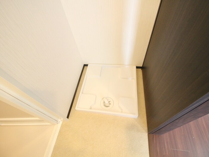 物件内観写真13　(洗濯機置場)