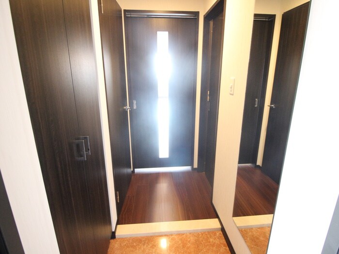 物件内観写真15　(廊下)