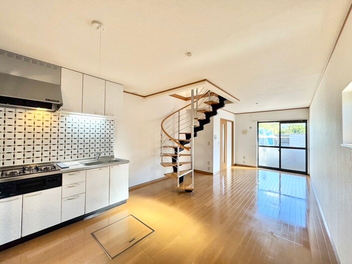 物件内観写真7　(居室)