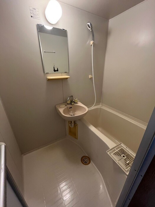 物件内観写真12　(バス／シャワールーム等)