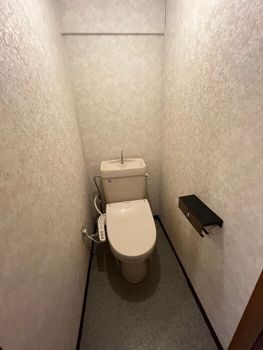 物件内観写真14　(トイレ)