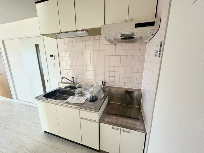 ラ・ルミエ－ルのキッチン