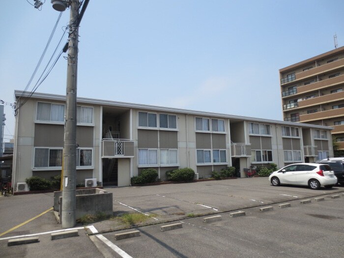 物件外観写真5　(外観写真)