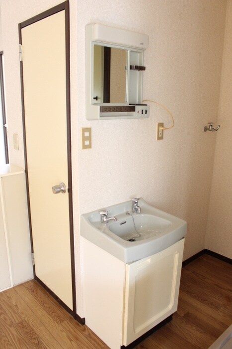 物件内観写真14　(洗面)