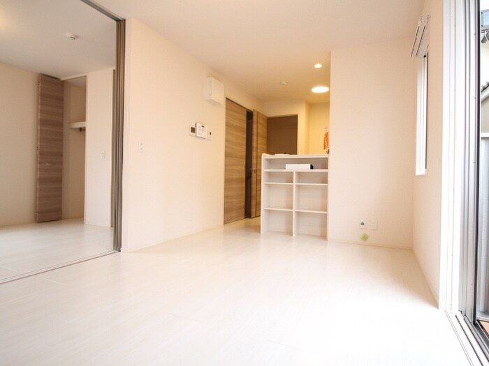 物件内観写真5　(居室)