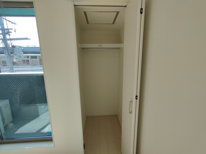 物件内観写真16　(収納)