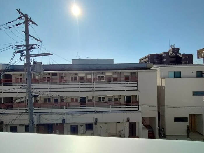 物件内観写真19　(室内からの展望)