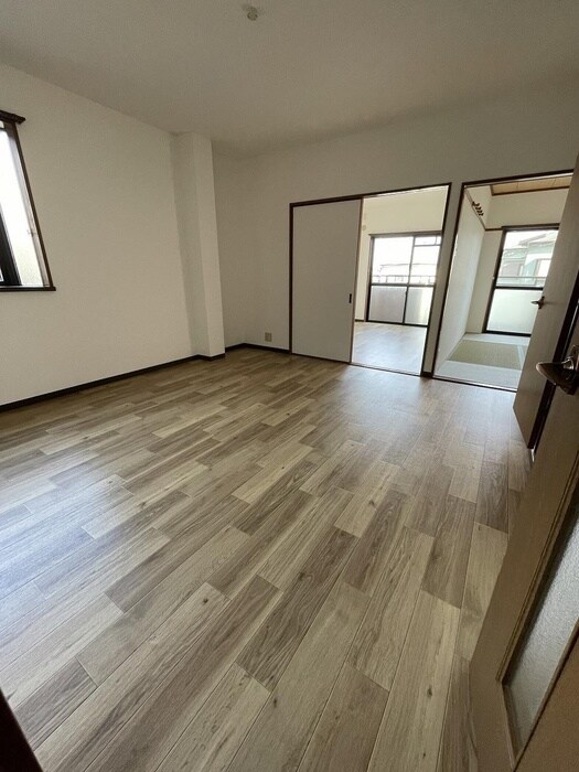 物件内観写真11　(内観写真)