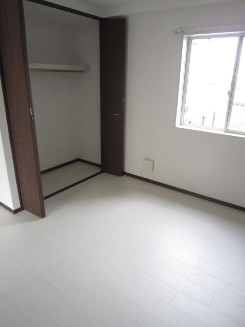 物件内観写真13　(収納)