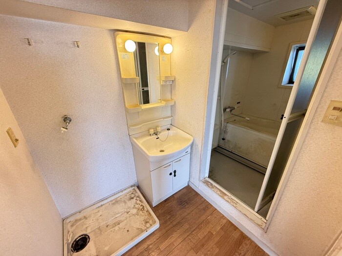 物件内観写真11　(洗面)