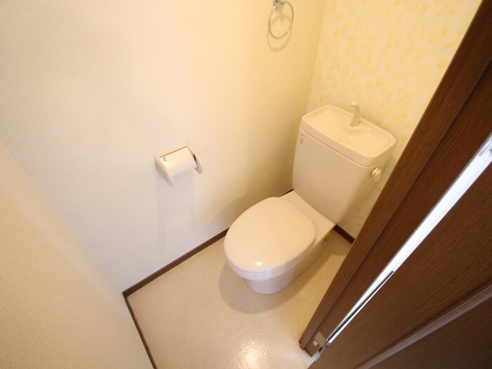 物件内観写真11　(トイレ)