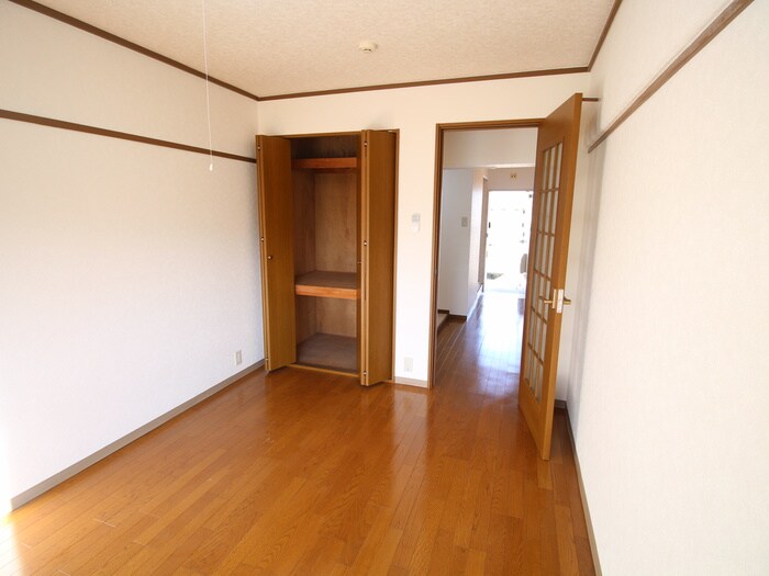 物件内観写真22　(居室)