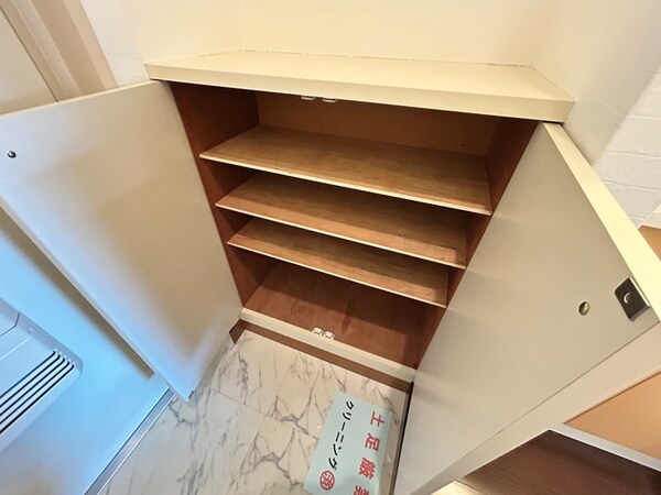 靴箱