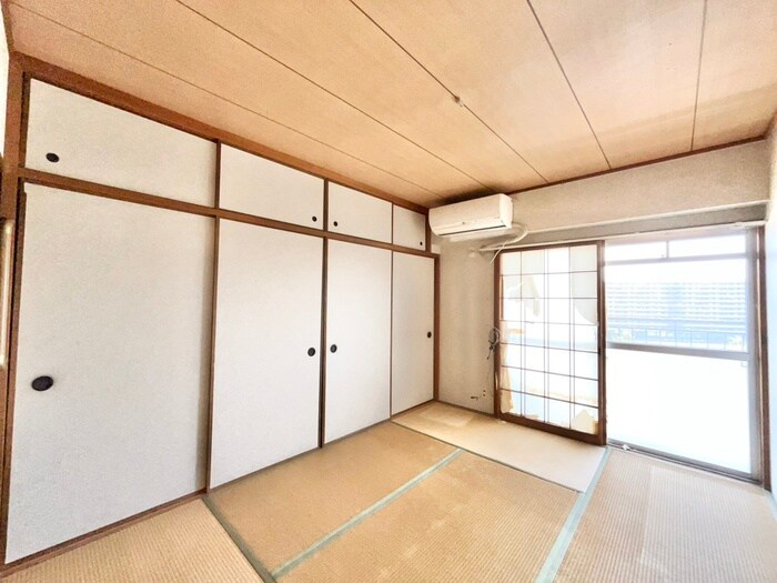 物件内観写真8　(居室)