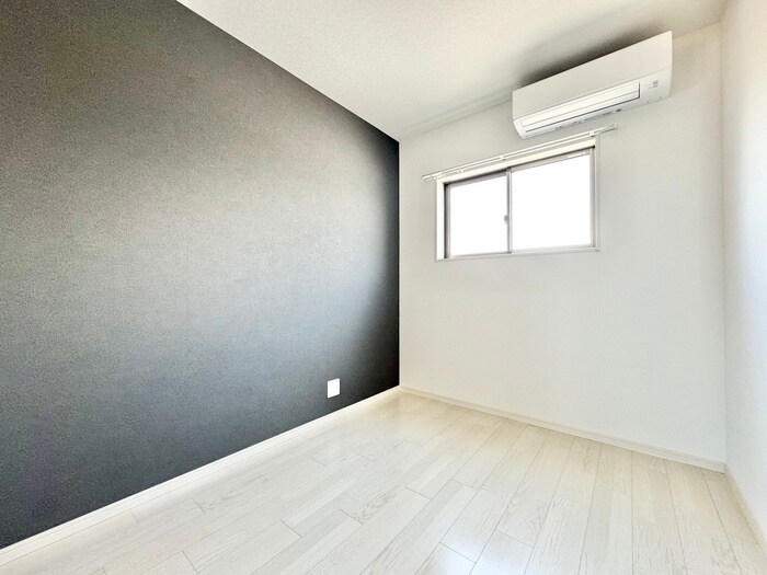 物件内観写真9　(居室)