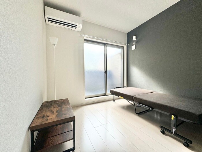 物件内観写真10　(居室)