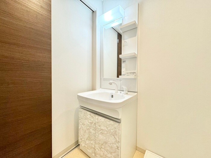 物件内観写真12　(洗面)